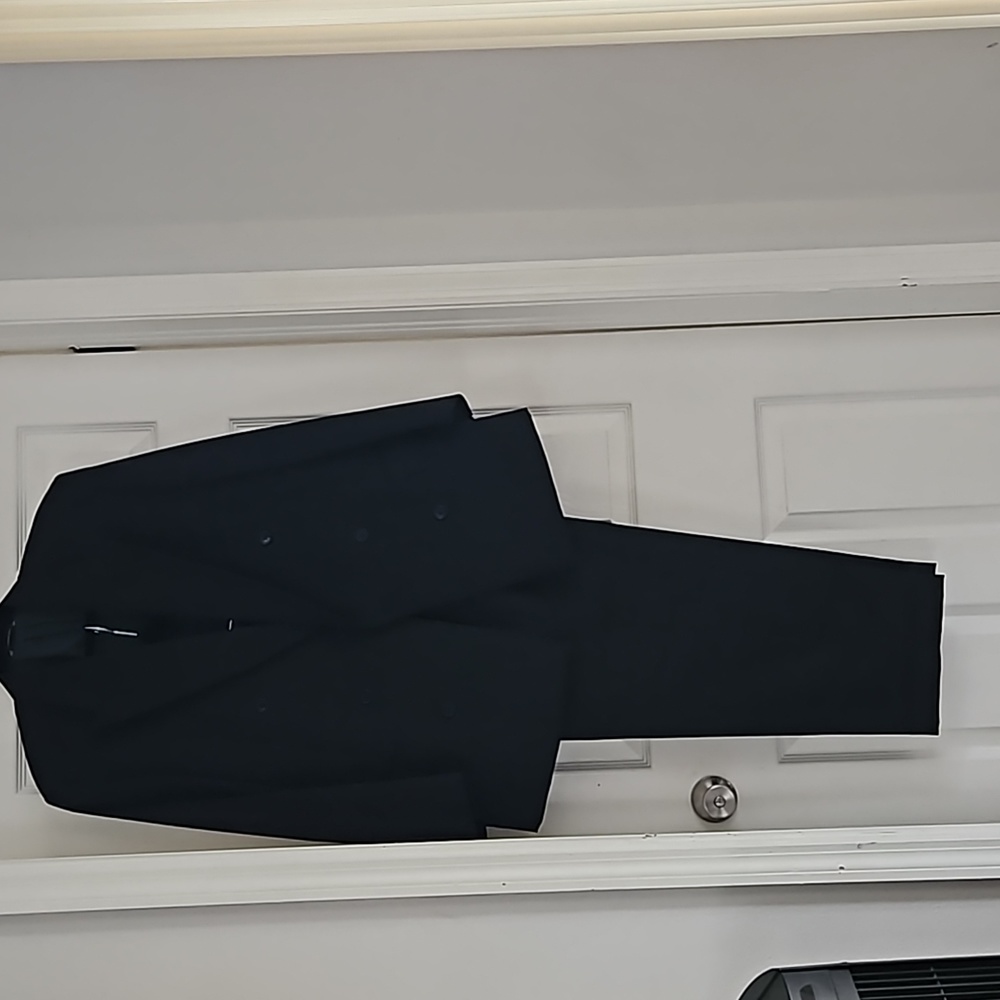 NWOT. VINTAGE SAN REMO MEN'S SUITS. SIZE 32W 30L